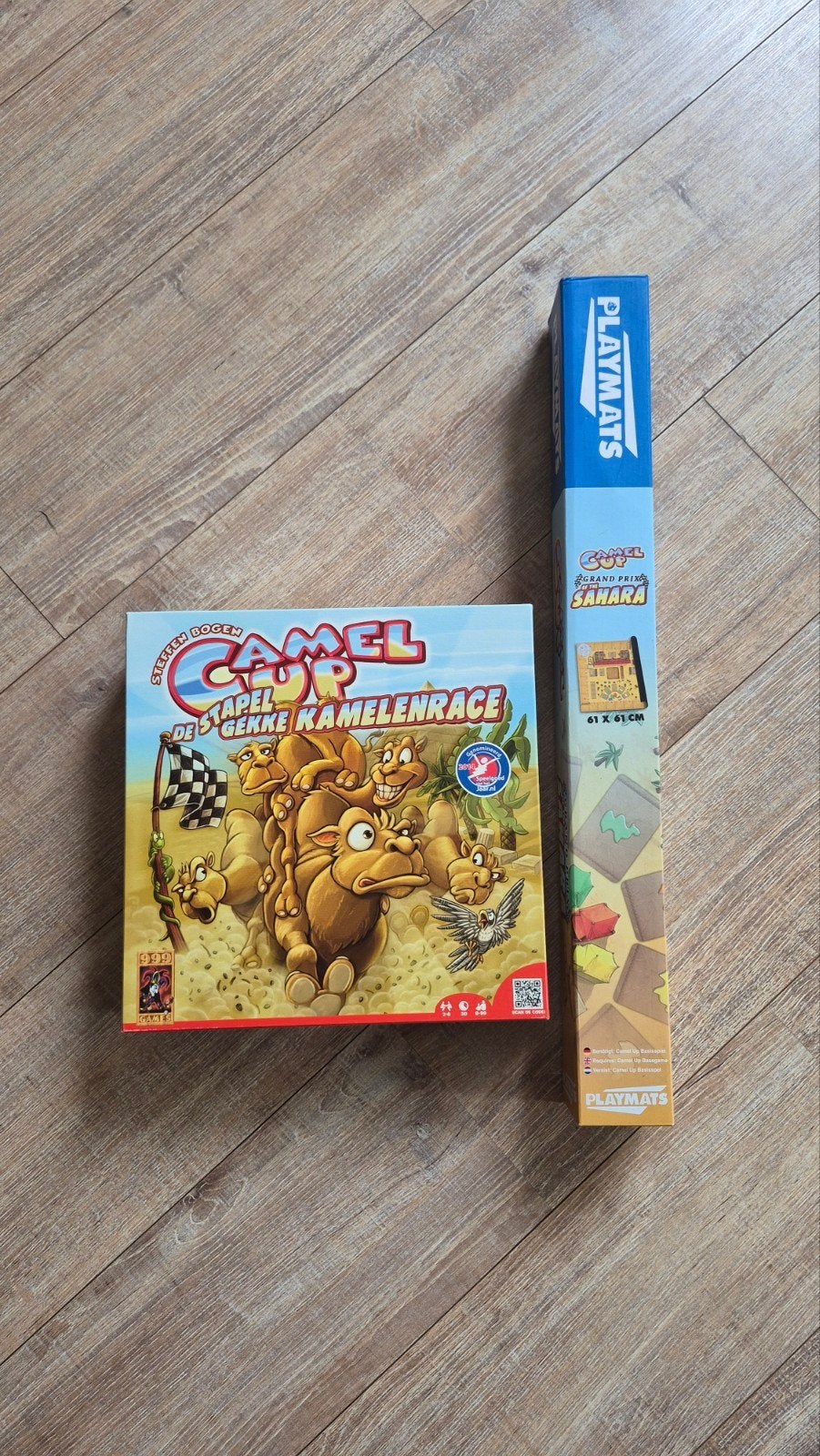 Camel Up: De Stapel Gekke Kamelenrace Bordspel+ uitbereiding, Drie of vier spelers, Ophalen of Verzenden, Gebruikt, 999 Games