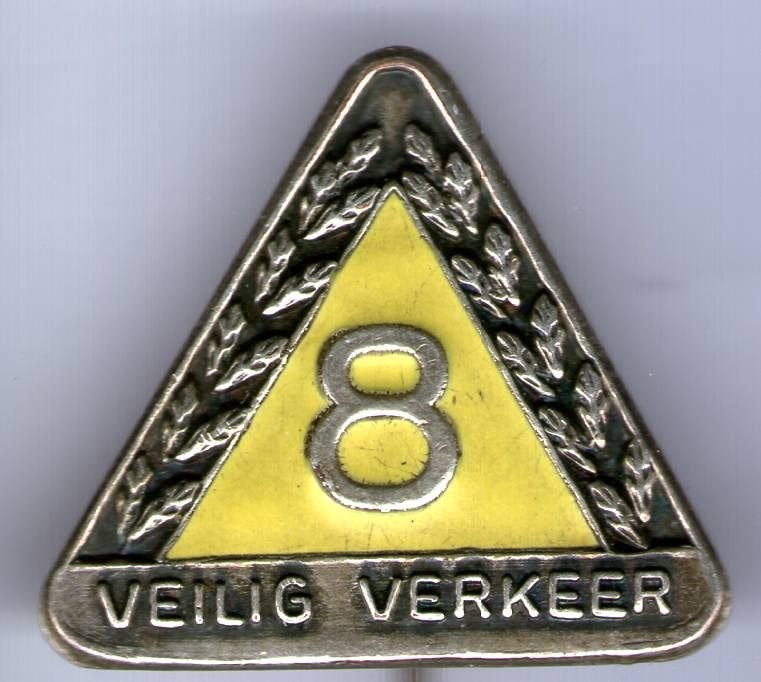 Veilig verkeer geel email op zilverkl verkeersbord ( X_019), Ophalen of Verzenden, Zo goed als nieuw, Transport, Speldje of Pin