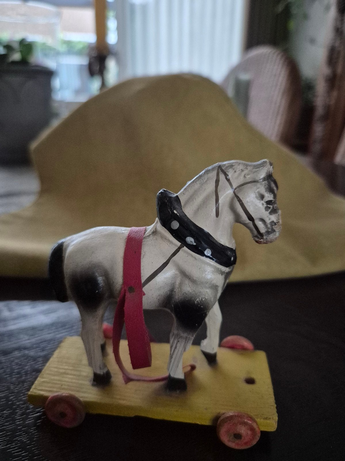 houten paardje op wielen, Ophalen of Verzenden