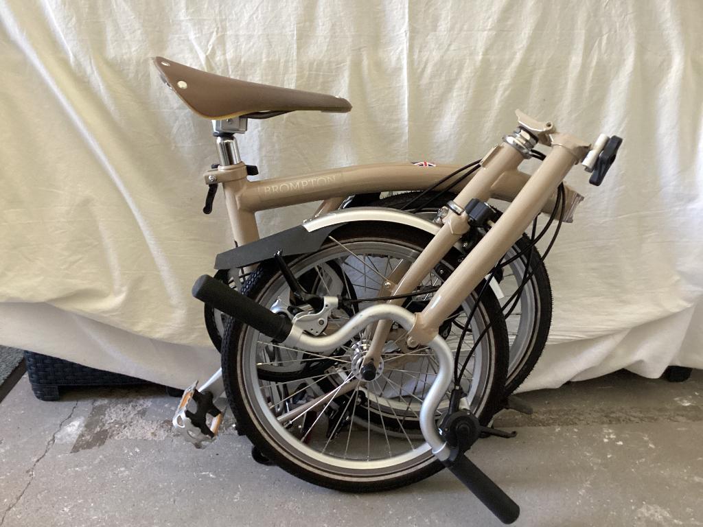 Brompton Barbour M2L 2023, Fietsen en Brommers, Fietsen | Vouwfietsen, Gebruikt, Brompton, 16 tot 18 inch, Versnellingen, Ophalen