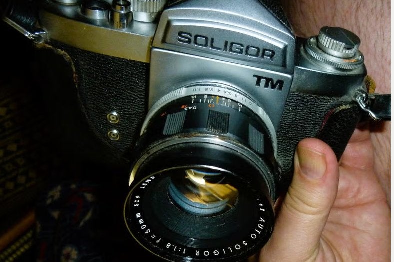 SOLIGOR TM JAPAN IN LEDEREN HOES VINTAGE DECO WERKEND FYS, Ophalen of Verzenden, Compact, Overige Merken