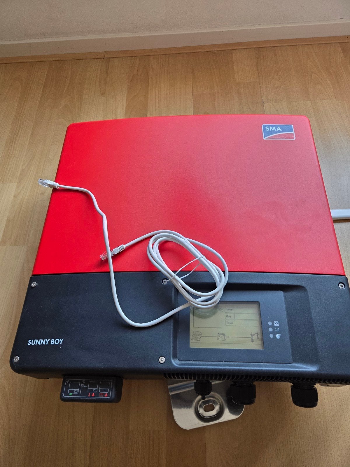SMA Sunny Boy en Goodwe omvormer., Ophalen of Verzenden, Gebruikt, Overige typen, 200 wattpiek of meer