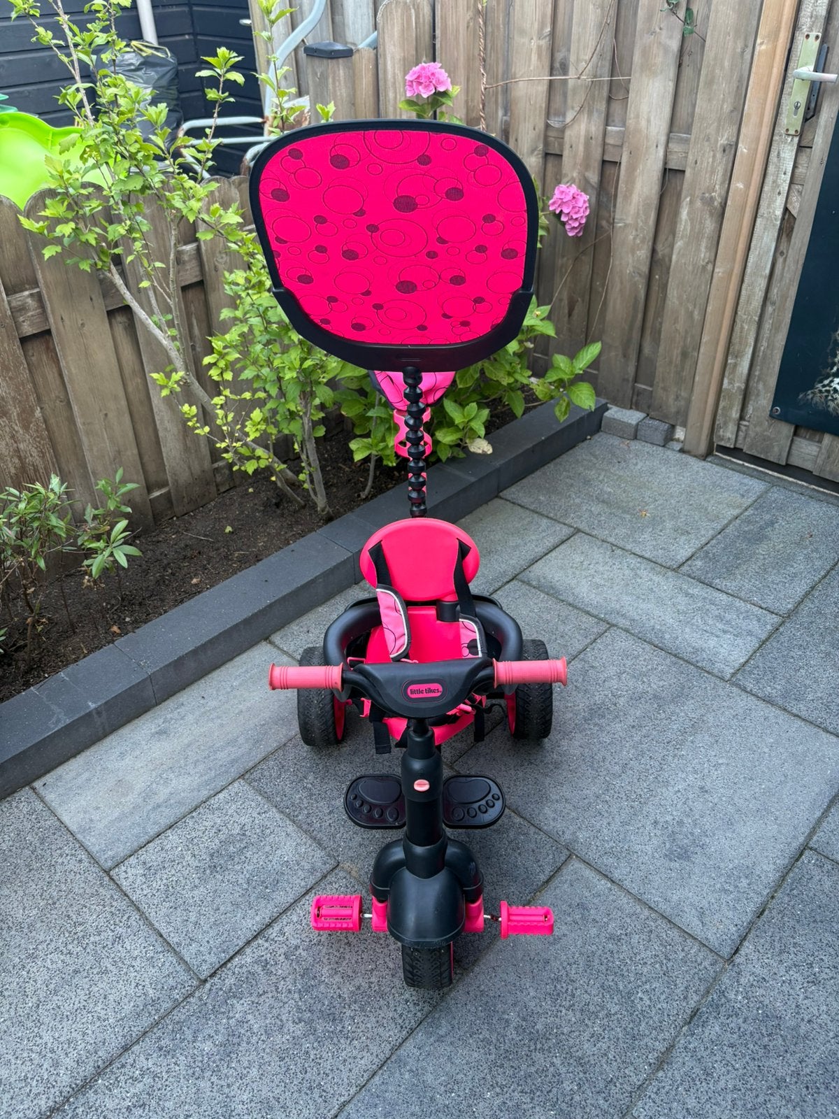 Roze driewieler, Ophalen, Gebruikt