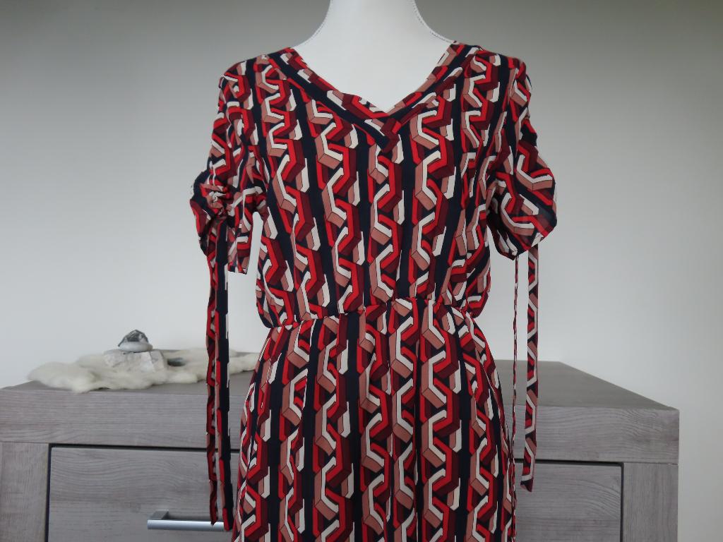 NOISY MAY Bijzonder Retro Jurkje in Rood/Wit/Zwart 34 XXS, Ophalen of Verzenden, Zo goed als nieuw, Knielengte, Maat 34 (XS) of kleiner
