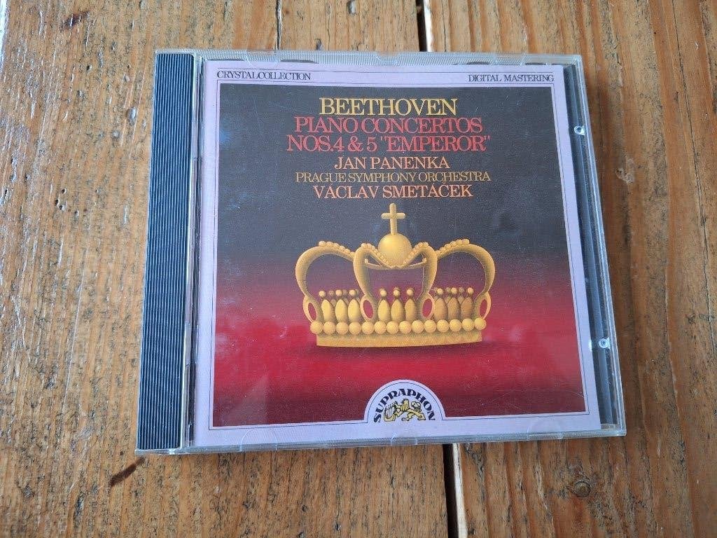 Beethoven Piano concertos nos 4 & 5 "Emperor", Ophalen of Verzenden, Classicisme, Zo goed als nieuw, Orkest of Ballet