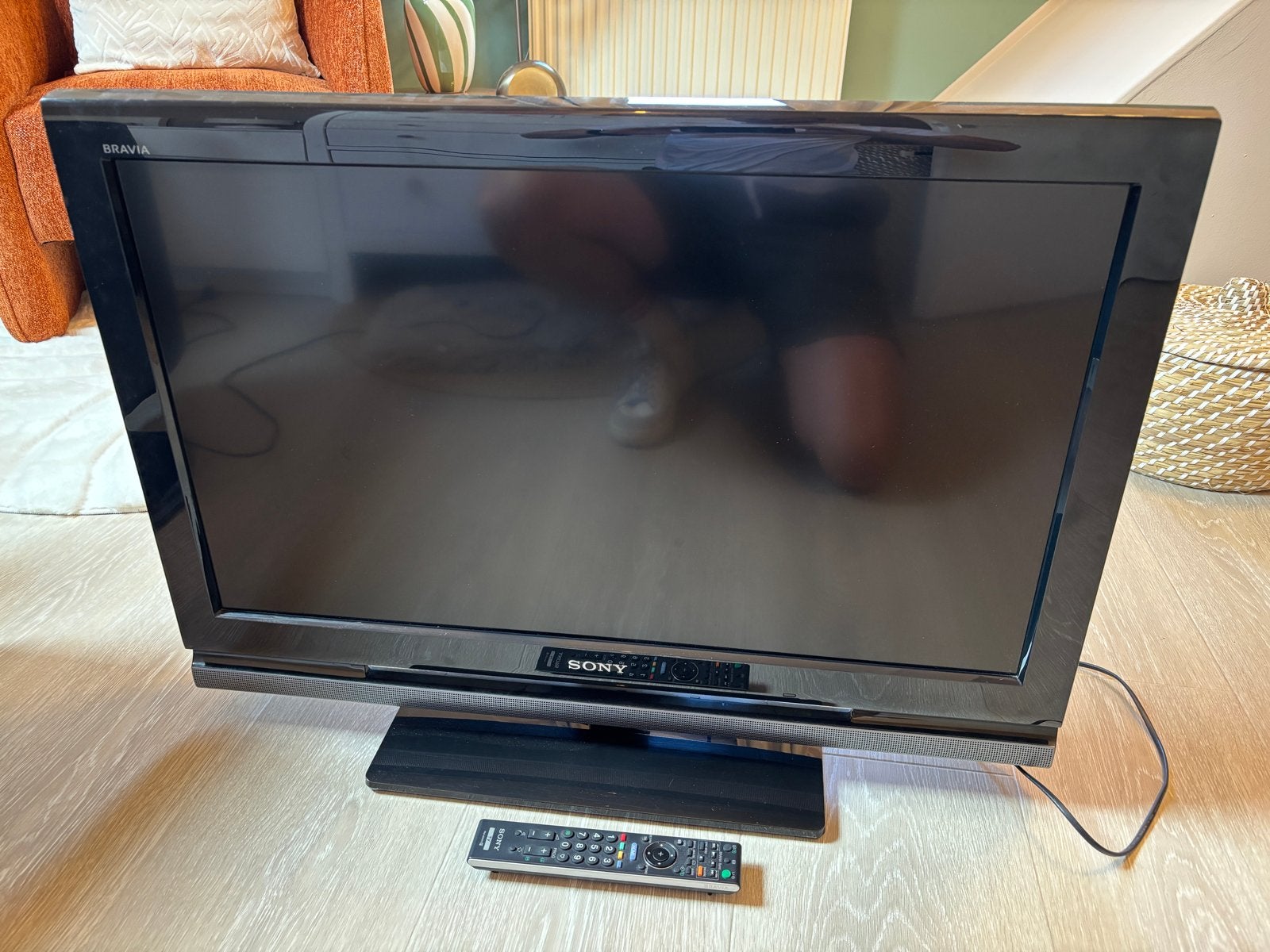 Sony Bravia KDL-32V4500 LCD TV - 32 inch, Audio, Tv en Foto, Televisies, Ophalen, Gebruikt, 50 Hz, 80 tot 100 cm