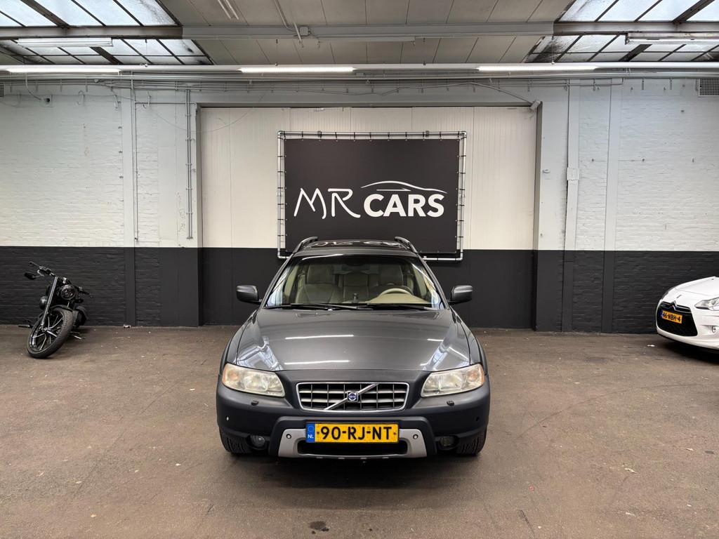 Volvo XC70 2.4 D5 Summum AWD Automaat/Ledere/Cruise Control, Automaat, Stoelverwarming, 197 €/maand, XC70