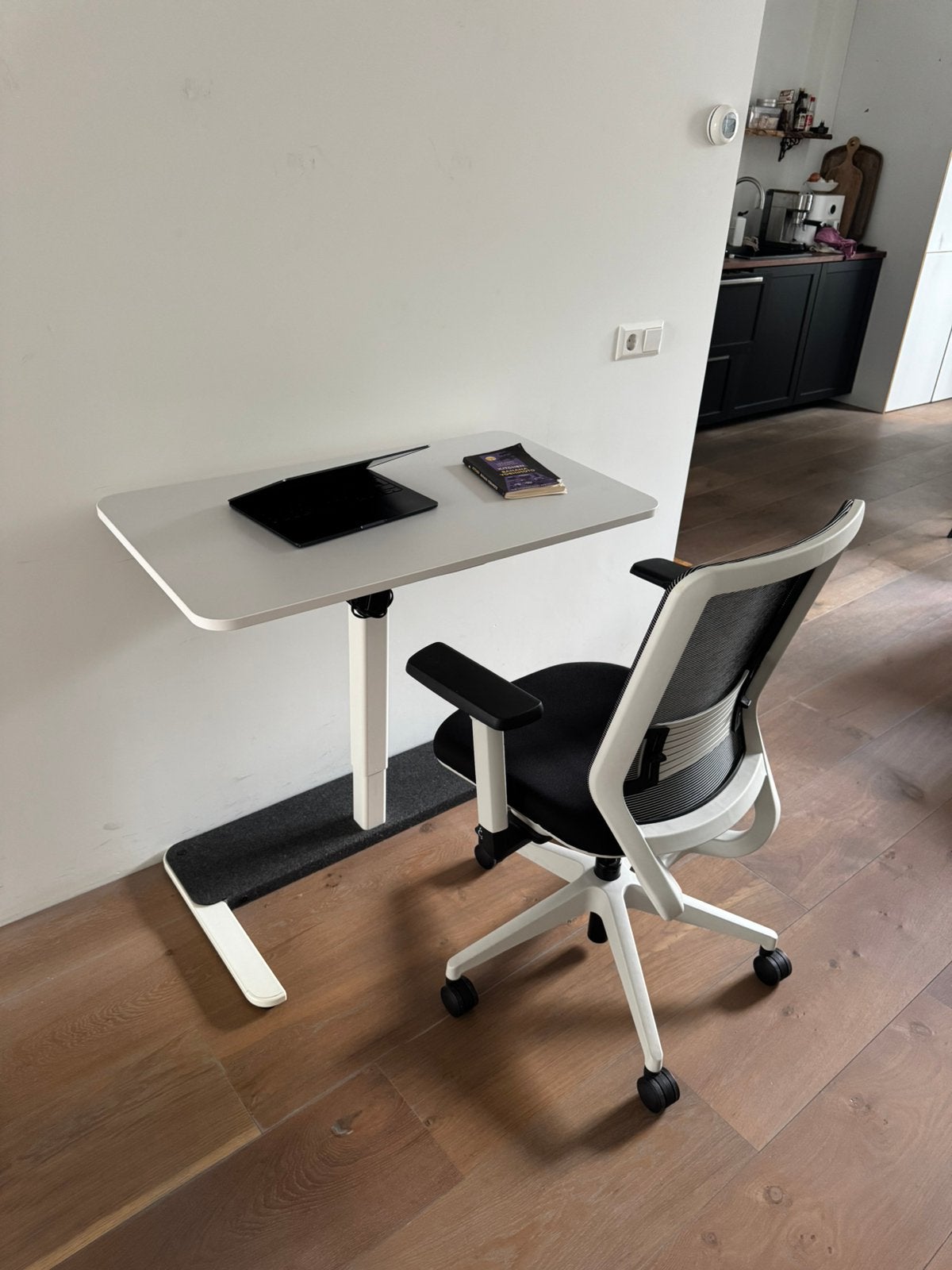 Electric Adjustable Desk – Yaasa, Zit-sta bureau, Elektrisch, 51 cm, Ophalen of Verzenden