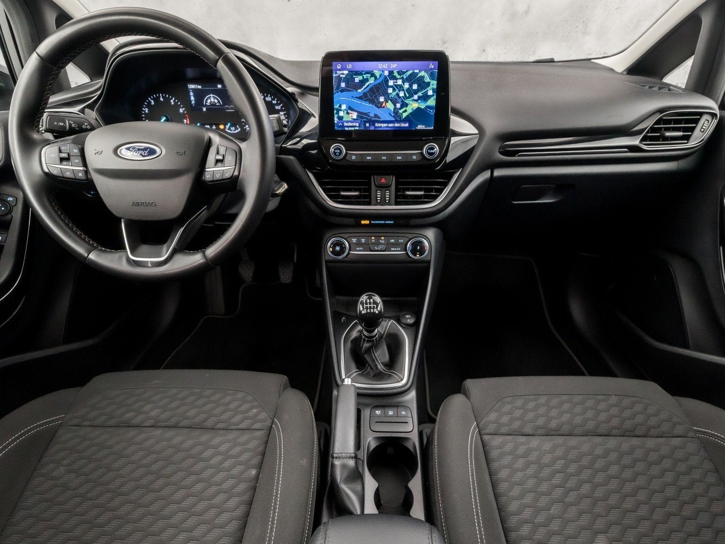 Foto 6 van Ford Fiesta 1.0 EcoBoost Hybrid Titanium Sport (APPLE CARPLA