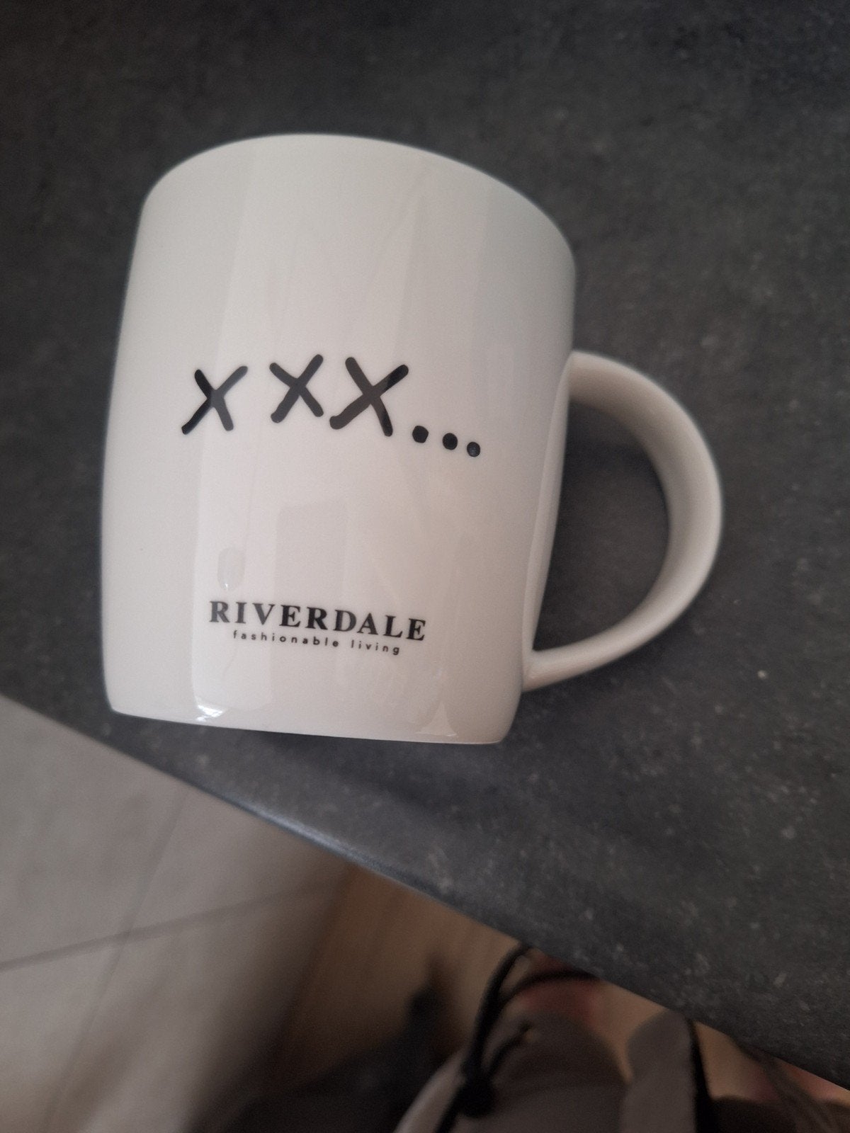 Riverdale Mok "with Love from Riverdale" - Zo goed als nieuw, Overige typen, Ophalen of Verzenden, Zo goed als nieuw, Steen/keramiek