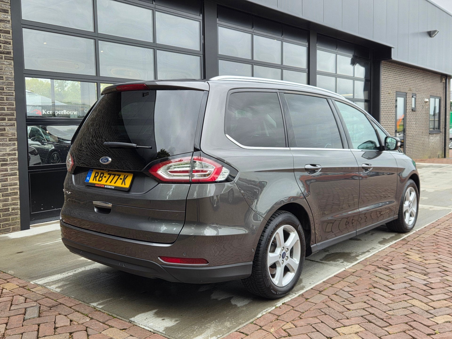 Ford Galaxy 2.0 Titanium | 7 Persoon | Autm | Navi | Camera, Auto's, Stof, Euro 6, 4 cilinders, Parkeersensor