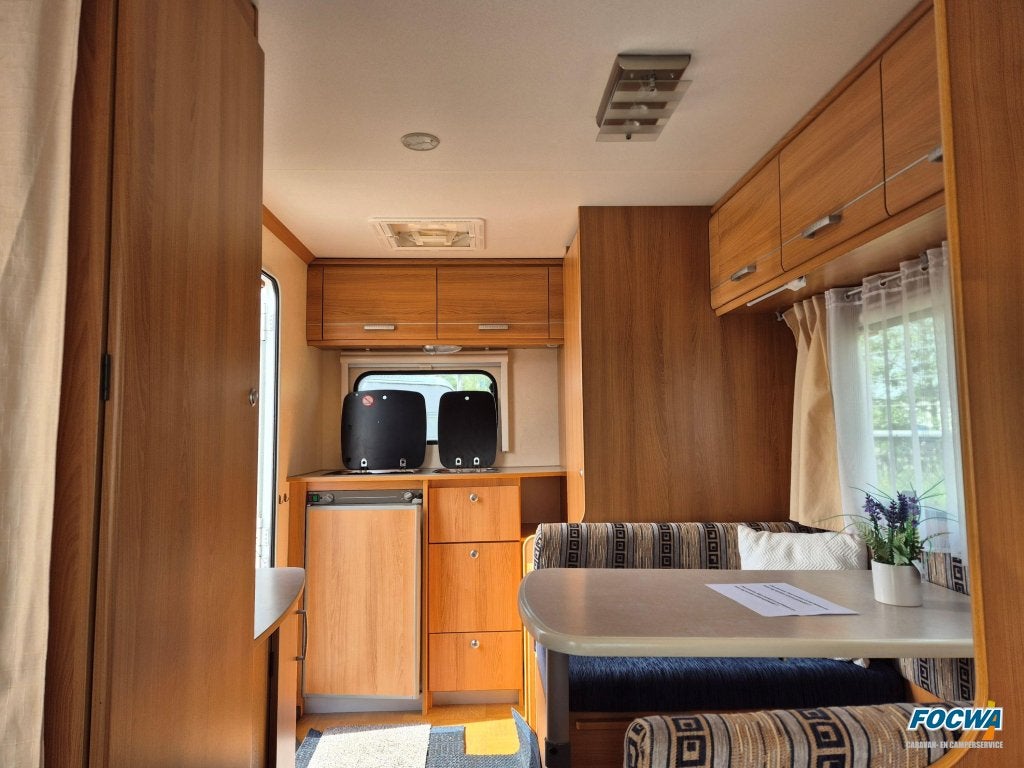Caravelair Antares 400 LUXE Verkocht Dwarsbed treinzi, Bedrijf, Treinzit, 750 - 1000 kg, 4 tot 5 meter