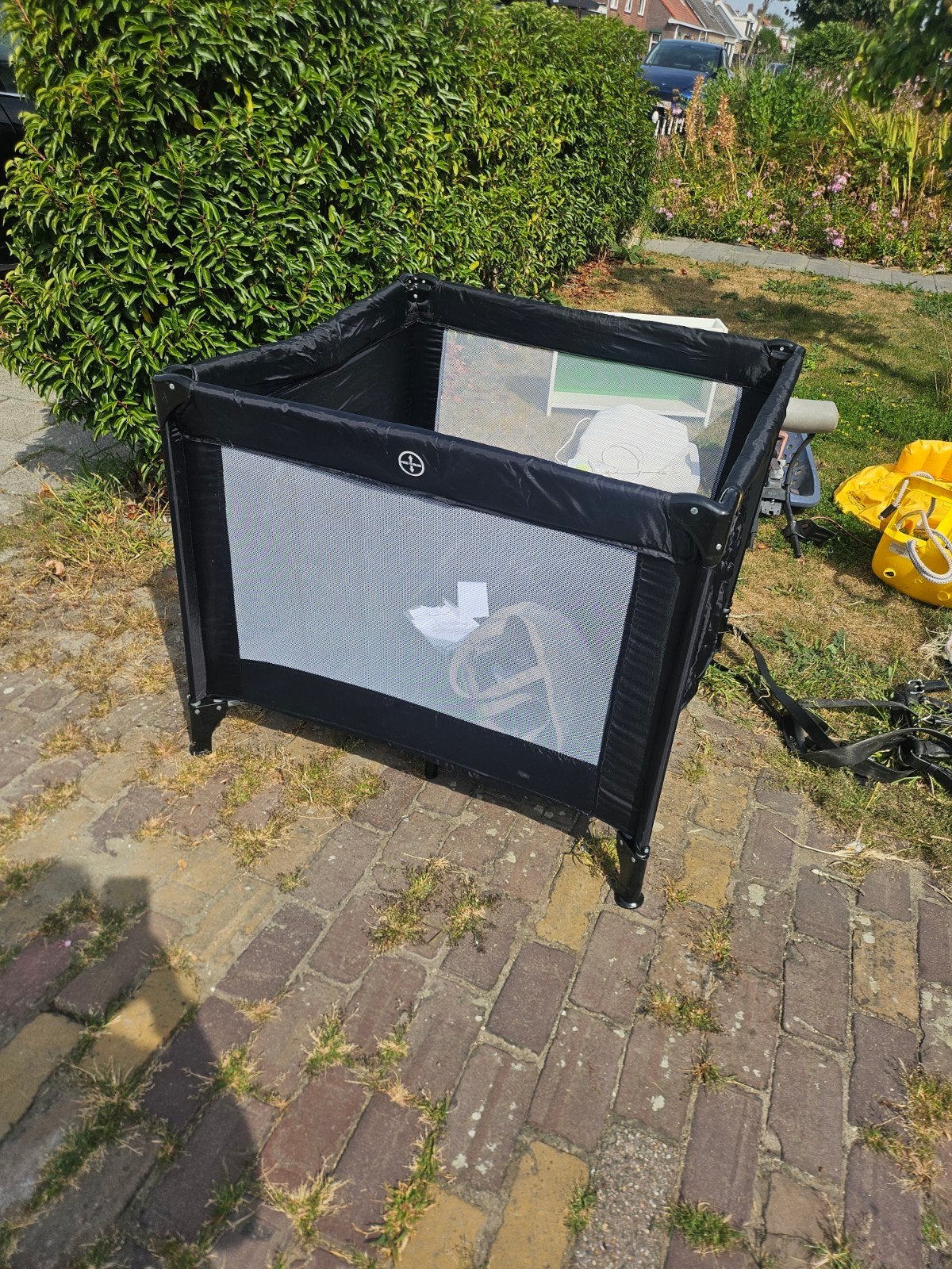 Zwarte campingbox met verhoging, Ophalen of Verzenden, Gebruikt, Vierkant, In hoogte verstelbaar