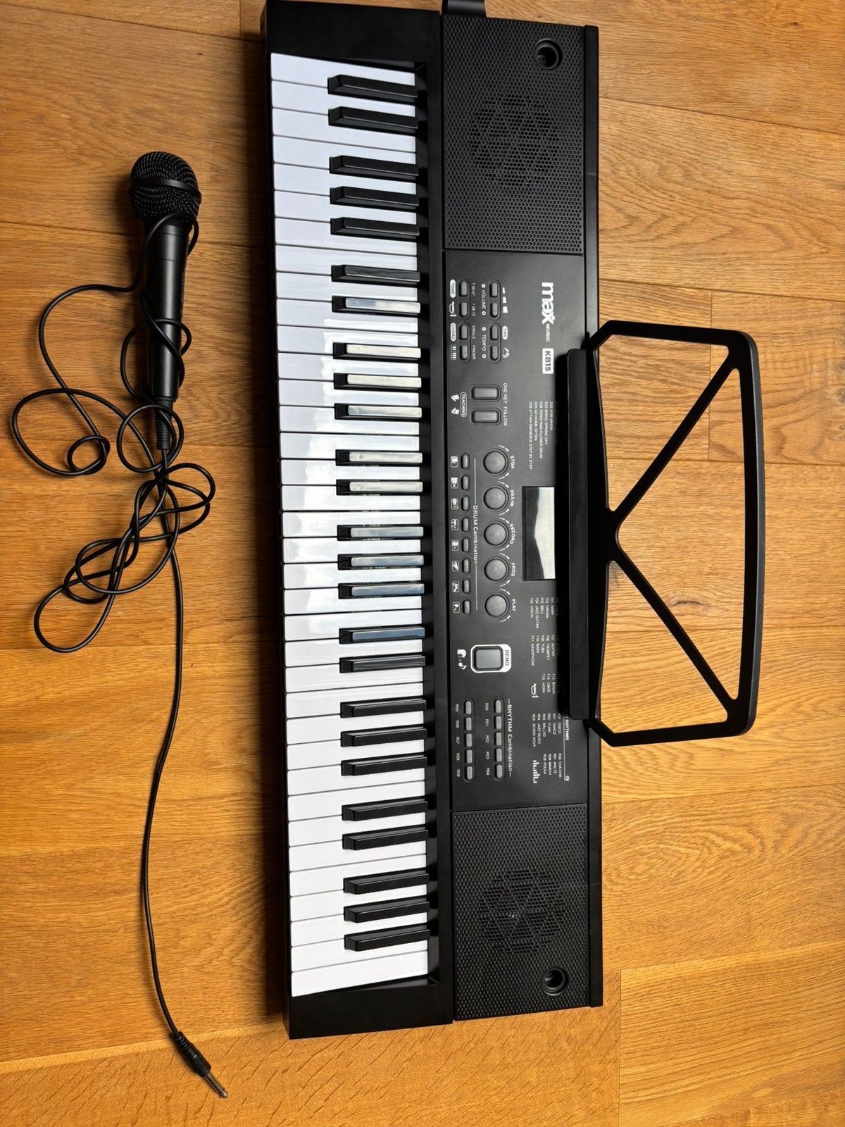 MAX KB15 keyboard 61 toetsen + microfoon – nette staat, Ophalen, Zo goed als nieuw, 61 toetsen, Overige merken