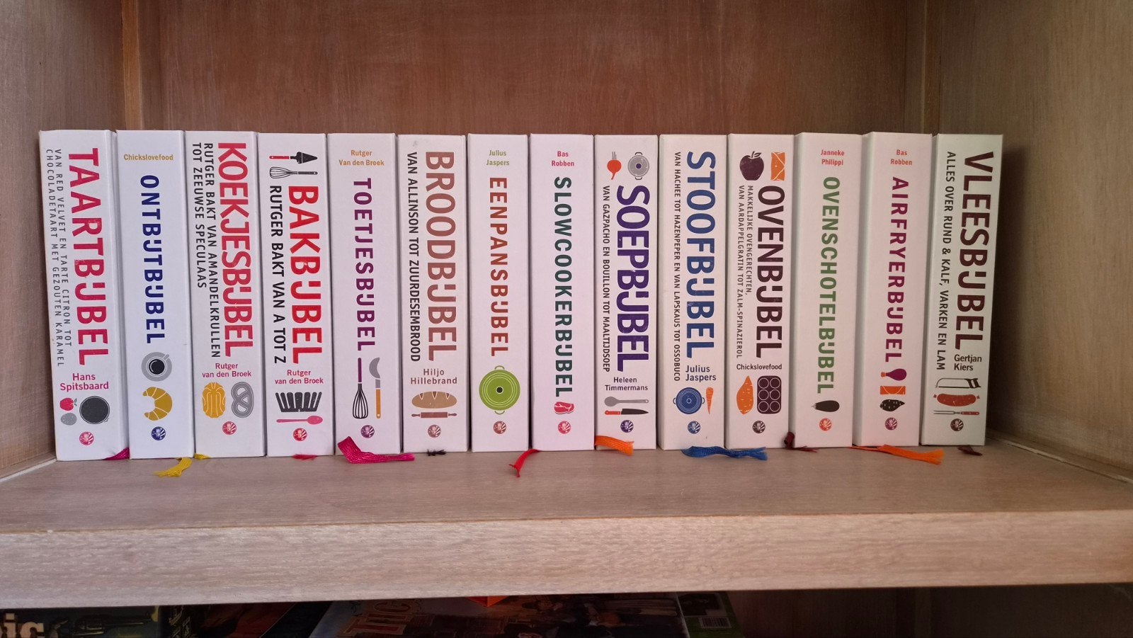 14 kookbijbels in 1 koop, in zeer goede staat, Ophalen of Verzenden, Zo goed als nieuw