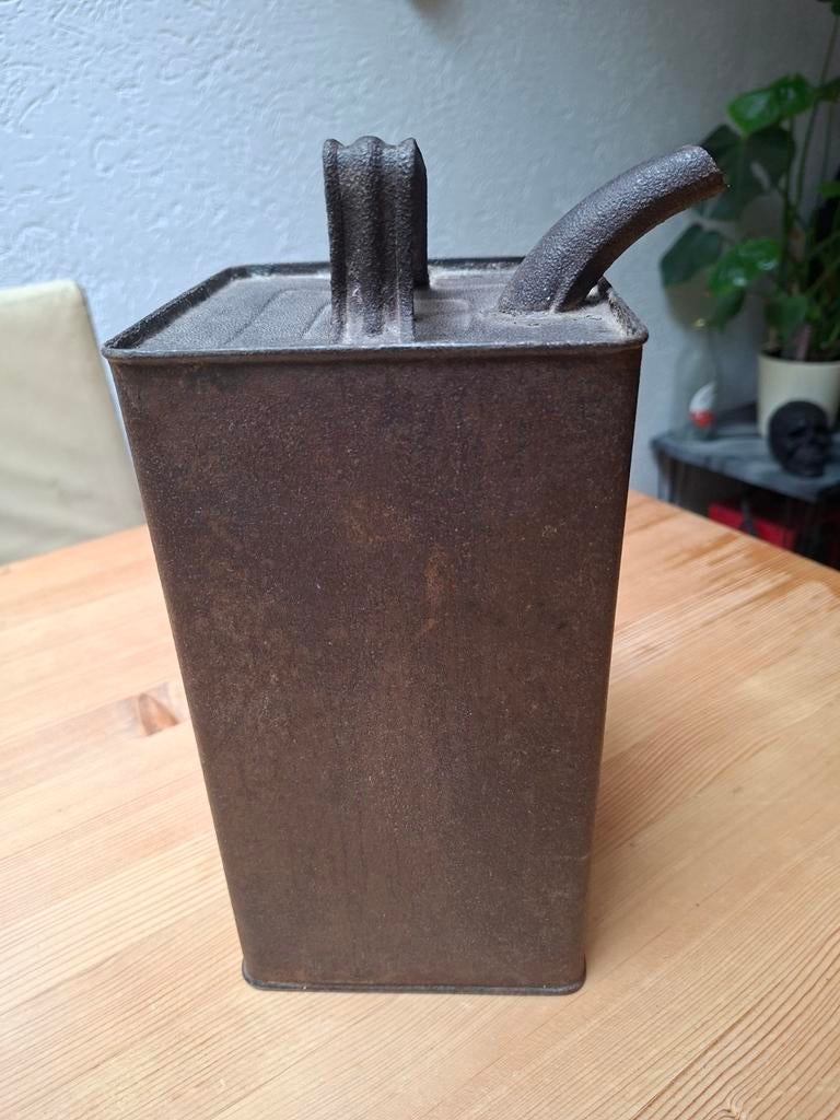 Vintage metal jerrycan / oliekannetje, Ophalen of Verzenden