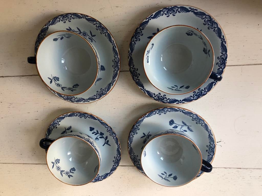 Set van 4 Ostindia theekopjes met schotels, Ophalen