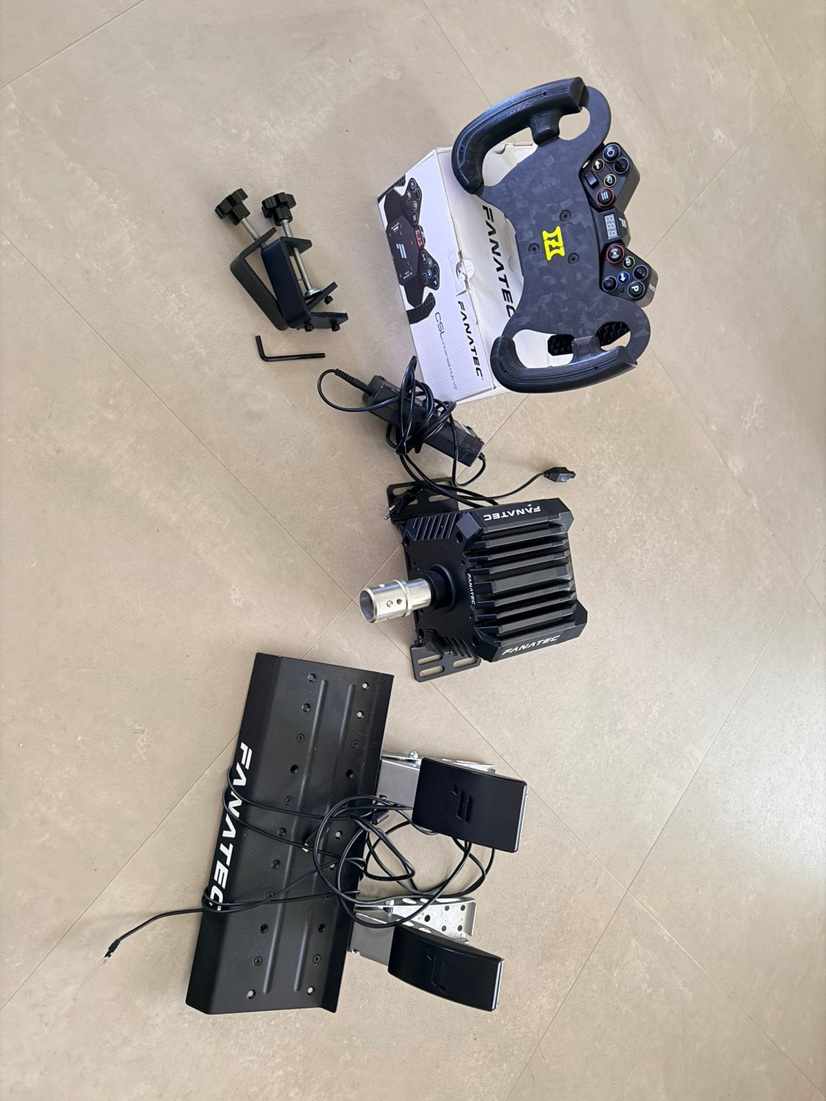 Fanatec direct drive 5nm, csl universal hub v2 met gt3 stuur, Ophalen of Verzenden, Zo goed als nieuw