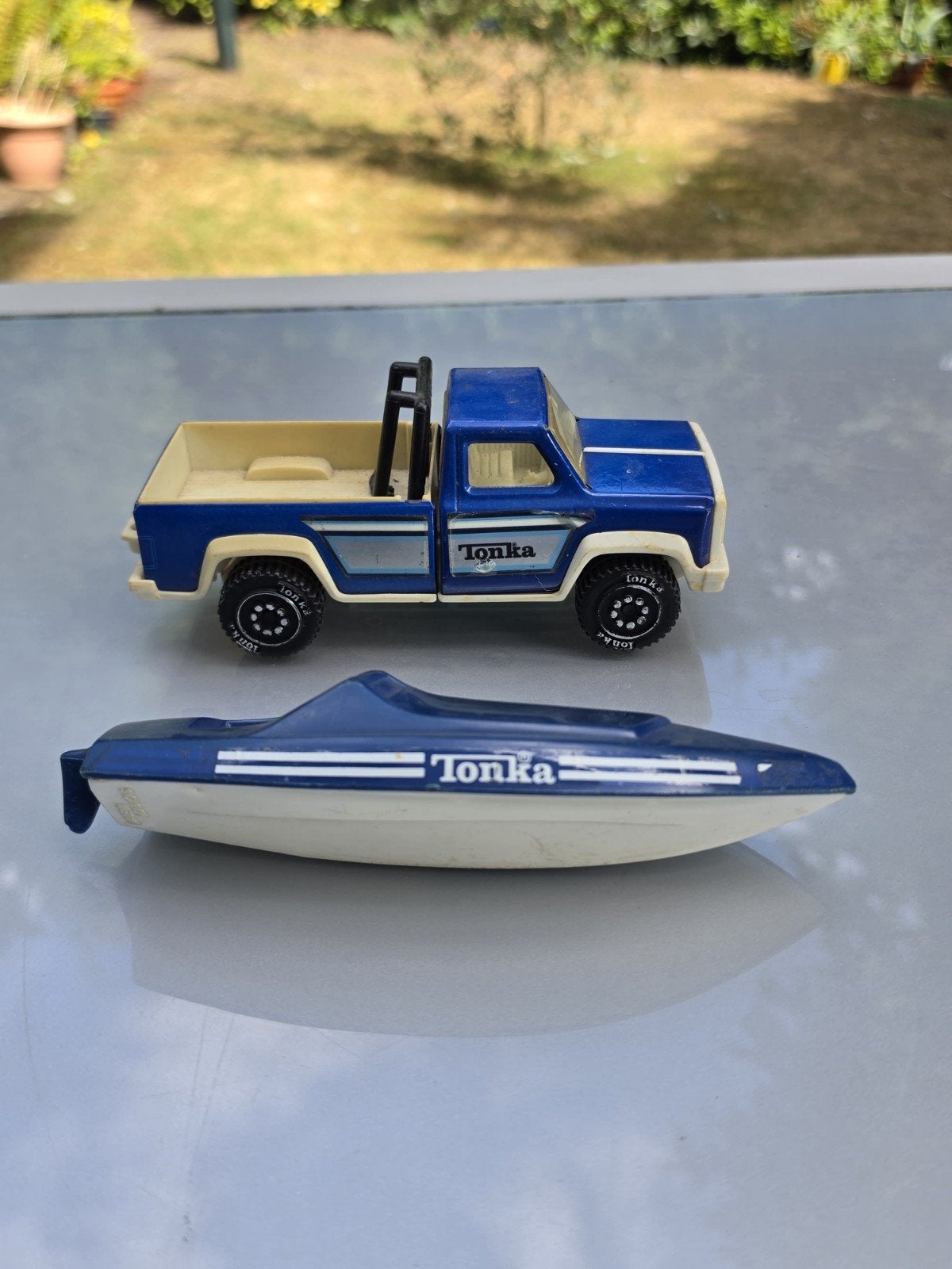 Oude Tonka pick up auto en speedboot boot oud speelgoed, Ophalen of Verzenden, Gebruikt