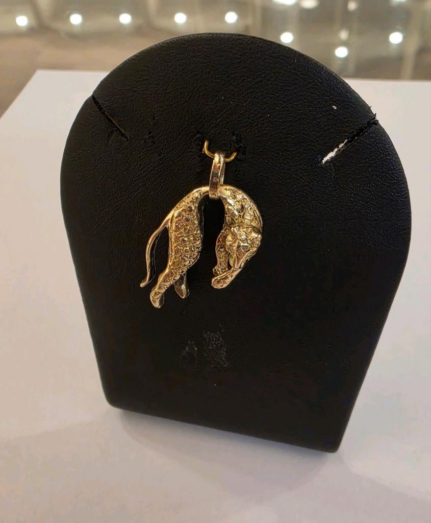 Vintage 14 karaats gouden Panter hanger geelgoud bewerkt, Ophalen of Verzenden, Zo goed als nieuw, Goud, Met strass