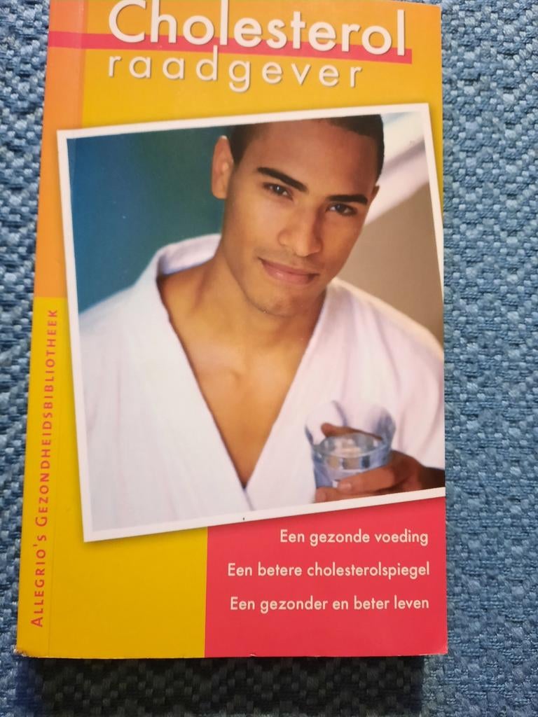 Cholesterol Raadgever - Paperback in nieuwstaat, Boeken, Ophalen of Verzenden, Zo goed als nieuw, Gezondheid en Conditie, Onbekend