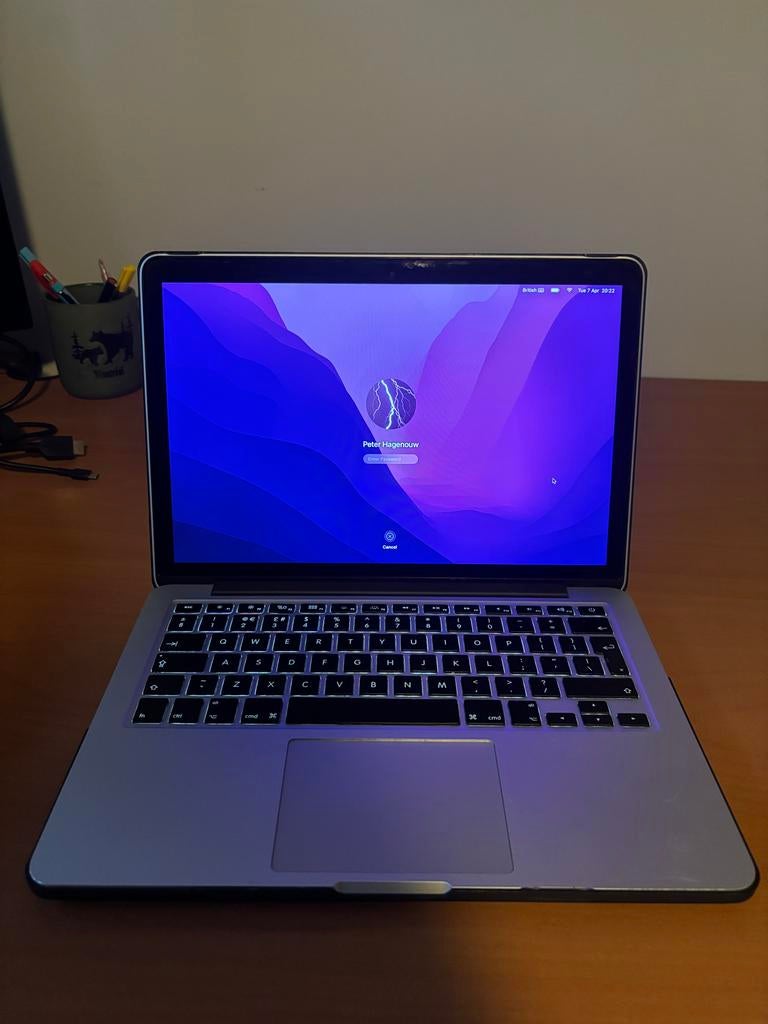 1TB SSD! A1502 MacBook Pro. Ook nieuwe accu, MacBook Pro, 1 TB of meer, Gebruikt, 2 tot 3 Ghz