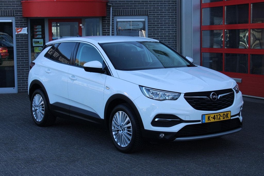 Opel Grandland X 1.2 Turbo Innovation Trekhaak/Camera Incl G, Voorwielaandrijving, Stof, Gebruikt, 1199 cc