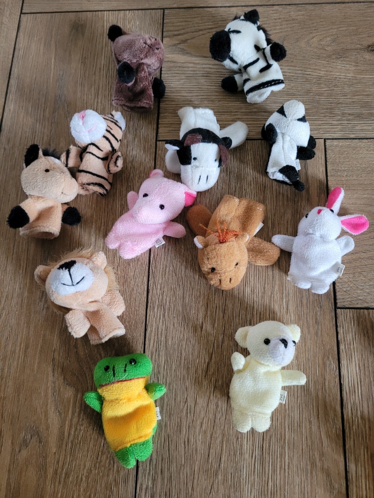 Leuke vingerpopjes set van 12 dieren, Ophalen, Overige typen, Zo goed als nieuw, Meerkleurig