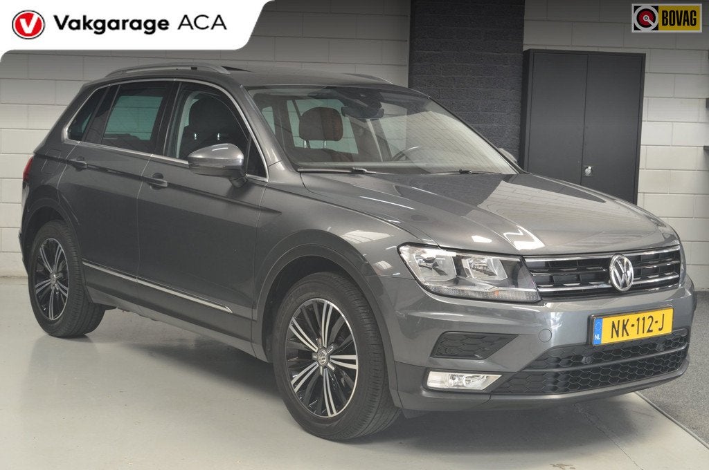 Volkswagen Tiguan 1.4 TSI Connected Series // PANO // ADAPTI, Auto's, Voorwielaandrijving, 125 pk, 4 cilinders, Alcantara