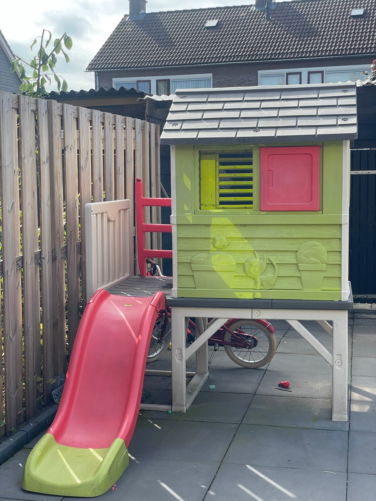Smoby Speelhuisje met Glijbaan, Kinderen en Baby's, Ophalen, Gebruikt, Kunststof