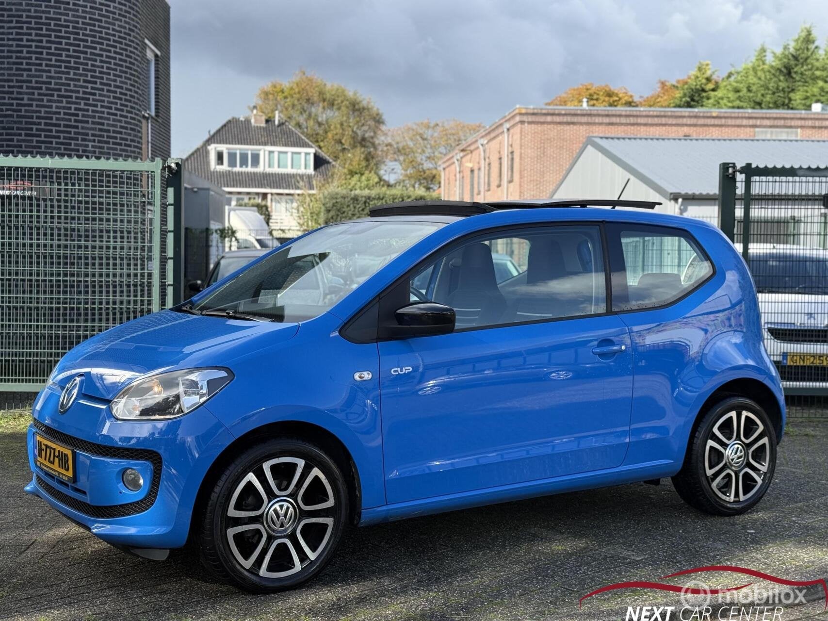 Volkswagen Up! 1.0 high up! CUP PANORAMADAK, Voorwielaandrijving, Euro 5, Gebruikt, Up!