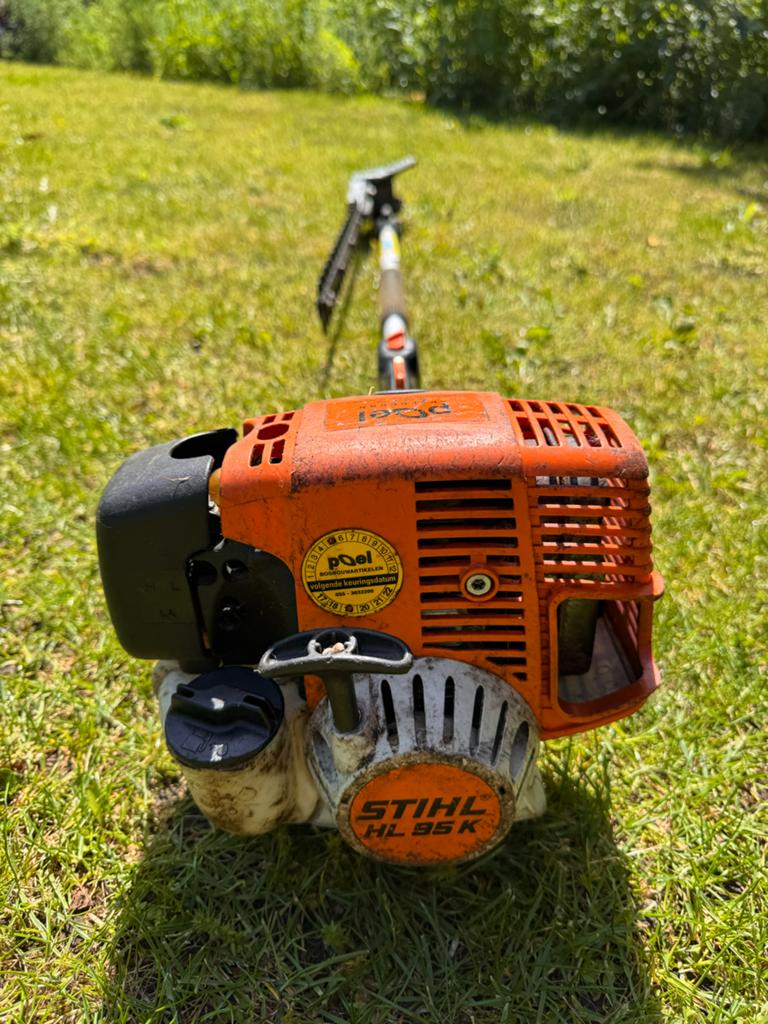 Stihl HL95K Heggenschaar op steel - Benzine, Tuin en Terras, Heggenscharen, Ophalen, Gebruikt, Benzine