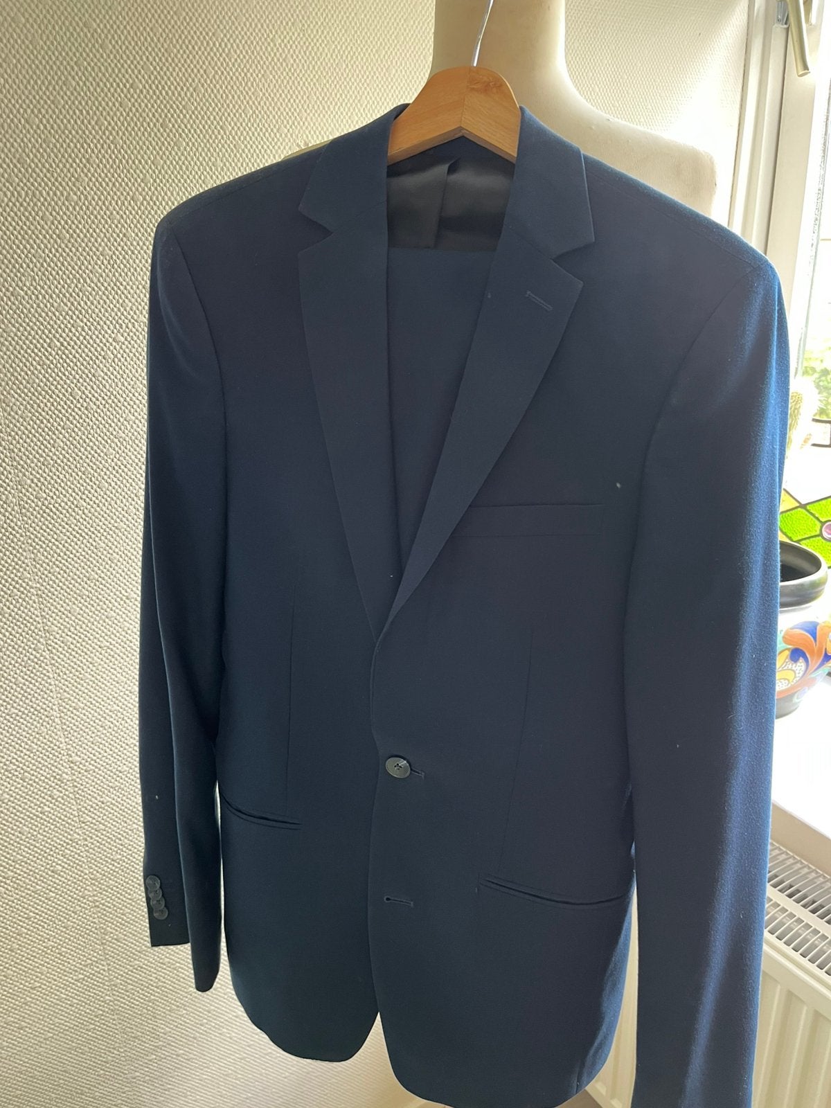 Donkerblauw Gents Slim-fit Pak - W28/L32, Kleding | Heren, Kostuums en Colberts, Ophalen, Zo goed als nieuw, Maat 46 (S) of kleiner