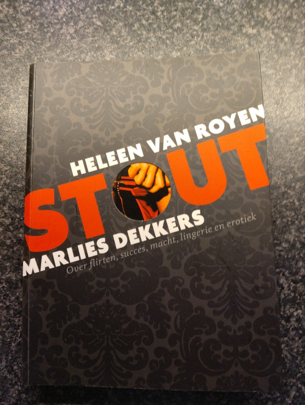 STOUT - Heleen van Royen & Marlies Dekkers, Ophalen of Verzenden, Gelezen, Heleen van Royen, Marlies Dekkers, Nederland