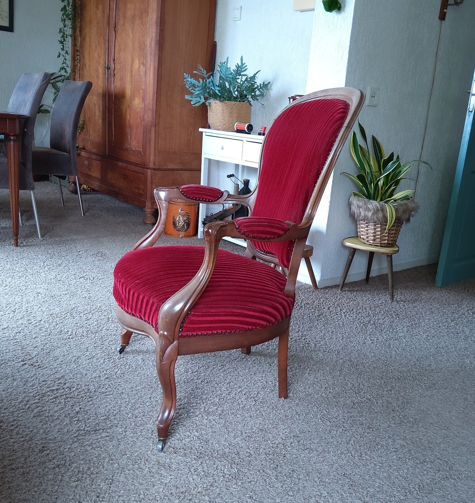 Antiek fauteuiltje., Ophalen