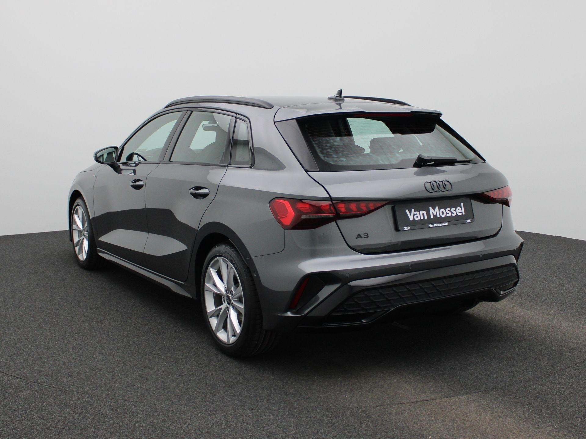 Audi A3 Sportback 30 TFSI S edition 116 PK | Automaat | Crui, Auto's, Audi, 1498 cc, 4 cilinders, 1290 kg, Origineel Nederlands