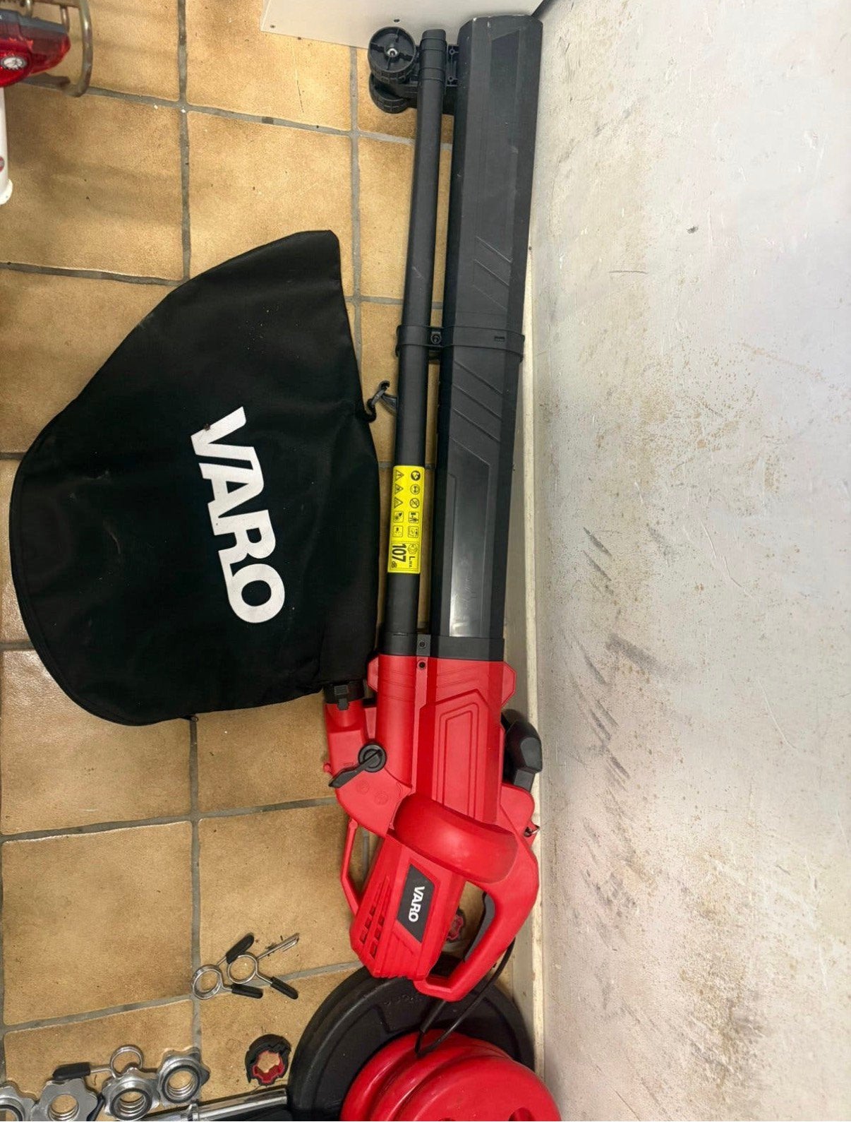 Varo bladblazer met zak, Ophalen, Zo goed als nieuw, Elektrisch