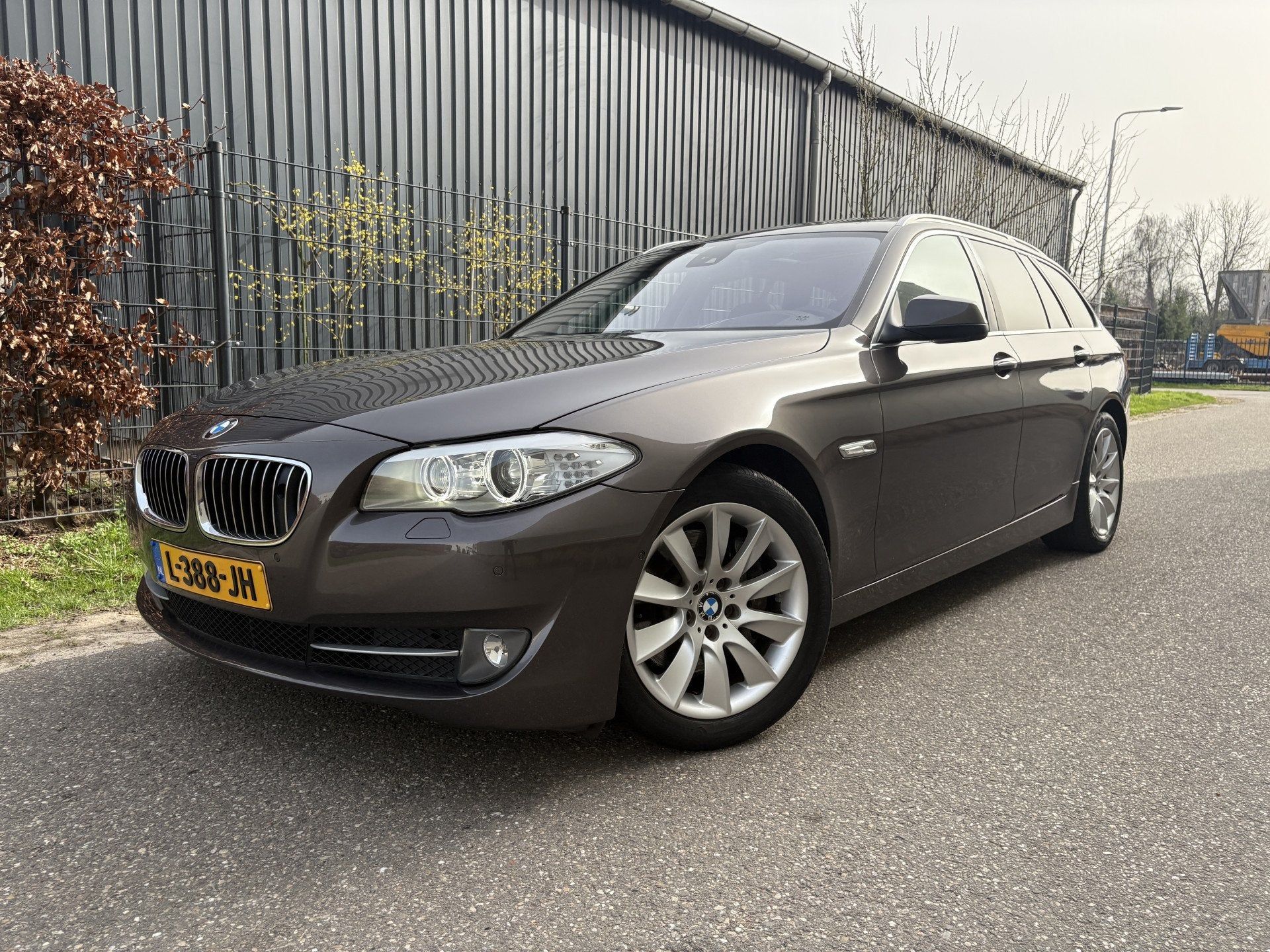 BMW 5 Serie Touring 528xi High Executive / AUTOMAAT / PANORA, Auto's, Automaat, Gebruikt, 4 cilinders, Vierwielaandrijving