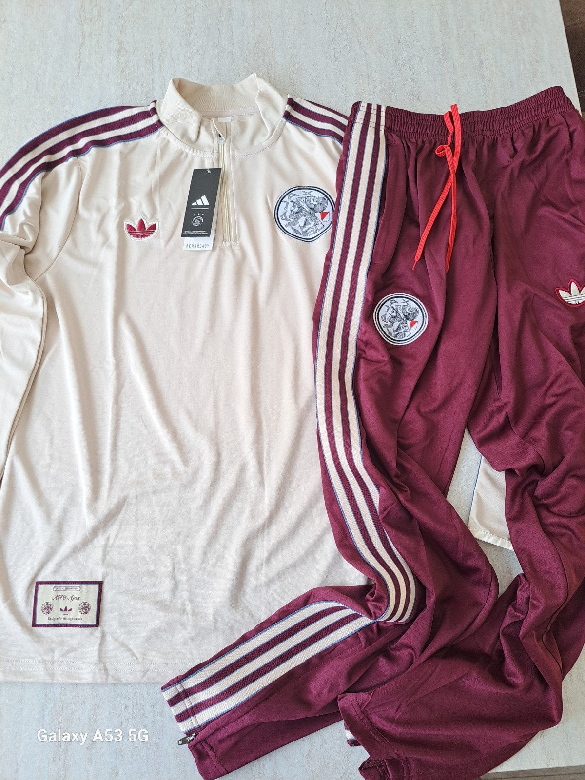 Nieuw Ajax Amsterdam Trainingspak - Maat XL, Ophalen of Verzenden, Nieuw, Meerkleurig, Voetbal