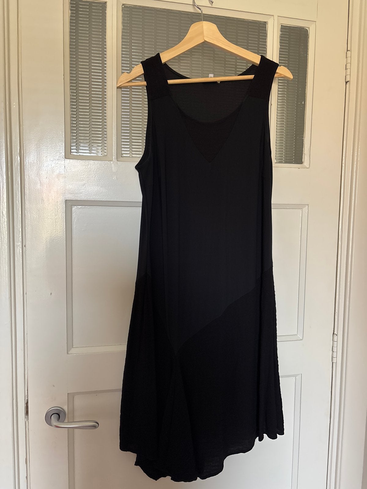 Zwarte jurk van WAX, maat 42 (L), Kleding | Dames, Zwart, Maat 42/44 (L), Ophalen of Verzenden, Knielengte