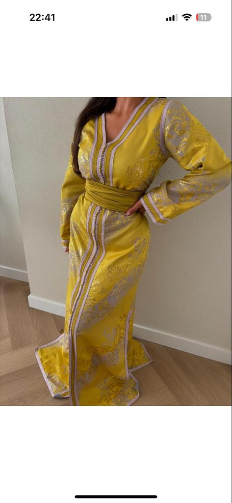 Caftan mosterdgeel - Maat S/M, Kleding | Dames, Jurken, Ophalen of Verzenden, Zo goed als nieuw, Maat 36 (S), Geel