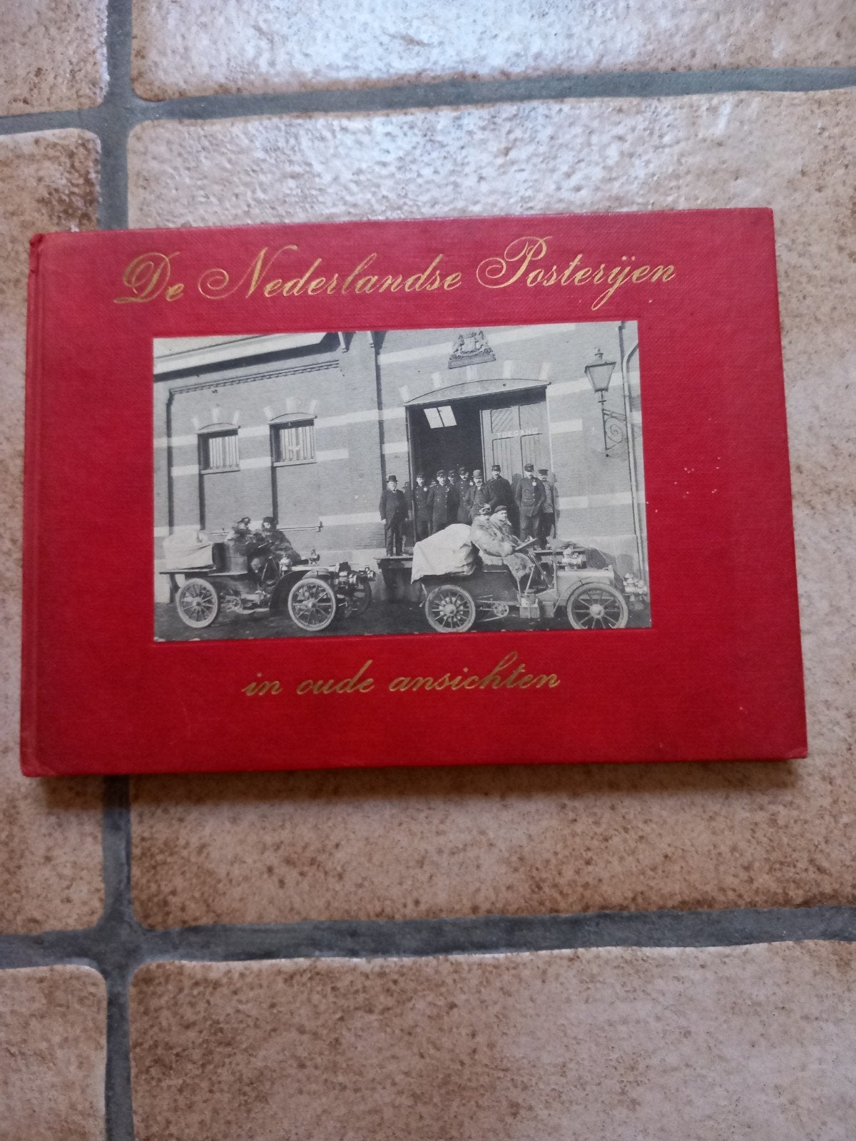 De Nederlandse Posterijen in oude aanzichten - Boek, Ophalen of Verzenden, 20e eeuw of later, Gelezen