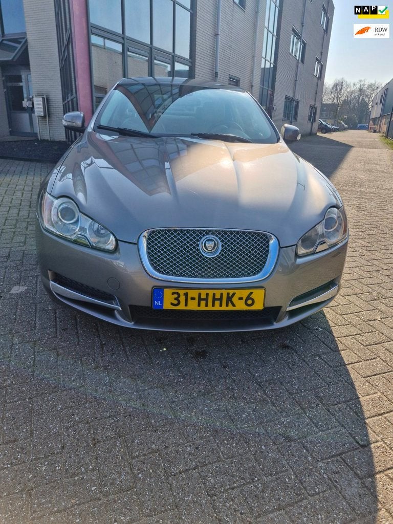 Jaguar XF 2.7D V6 Luxury Bj.2008 Kmst.424436 met APK tot 28-, 1730 kg, Achterwielaandrijving, Gebruikt, Beige
