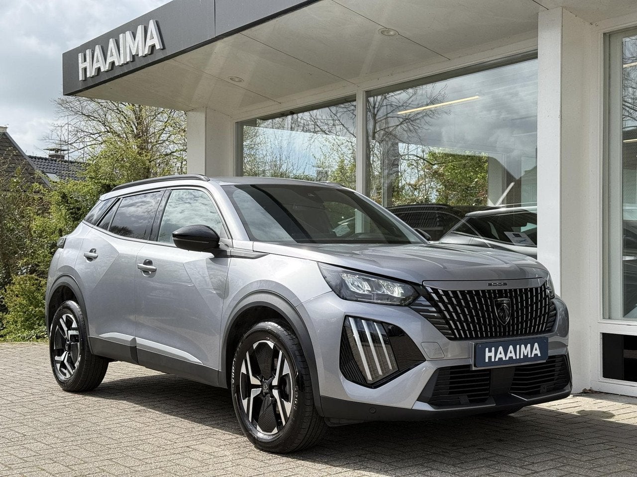 Peugeot 2008 1.2 Turbo 100 Allure | Draadloos Apple Carplay/, Auto's, 101 pk, Gebruikt, 1199 cc, Bedrijf