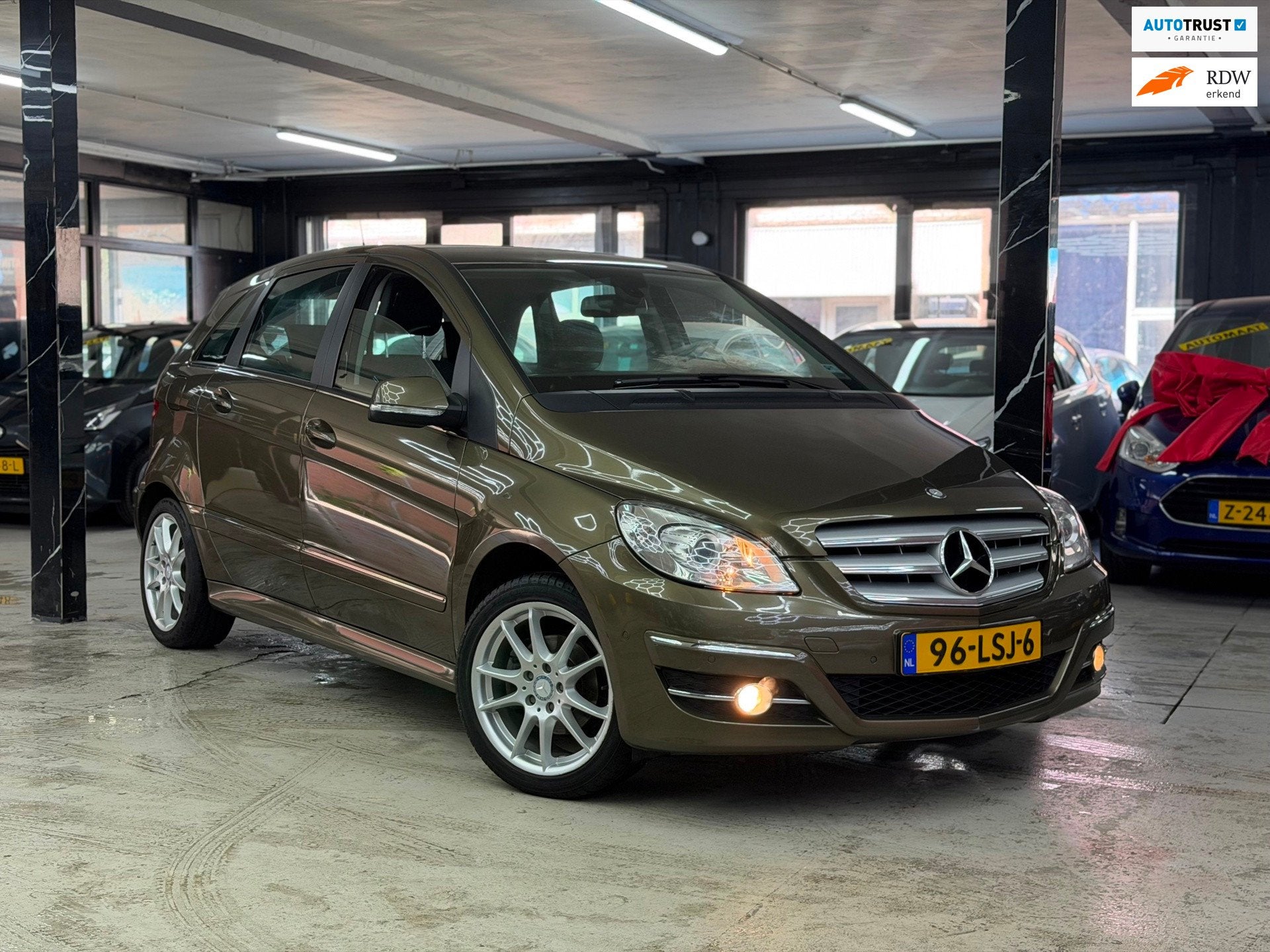 Mercedes-Benz B-klasse 160 Business Class Automaat | Airco |, Auto's, Euro 5, Parkeersensor, Bruin, Bedrijf