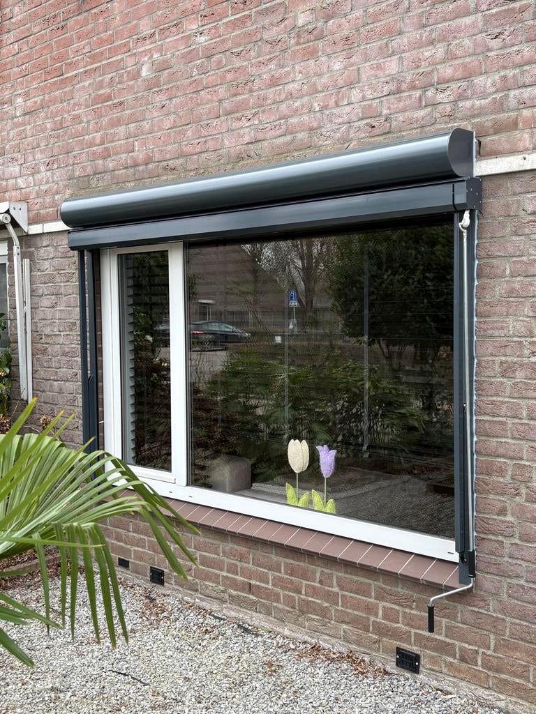 Handbediend uitvalscherm - antraciet, Ophalen, Gebruikt, 150 tot 300 cm, 250 cm tot 450 cm