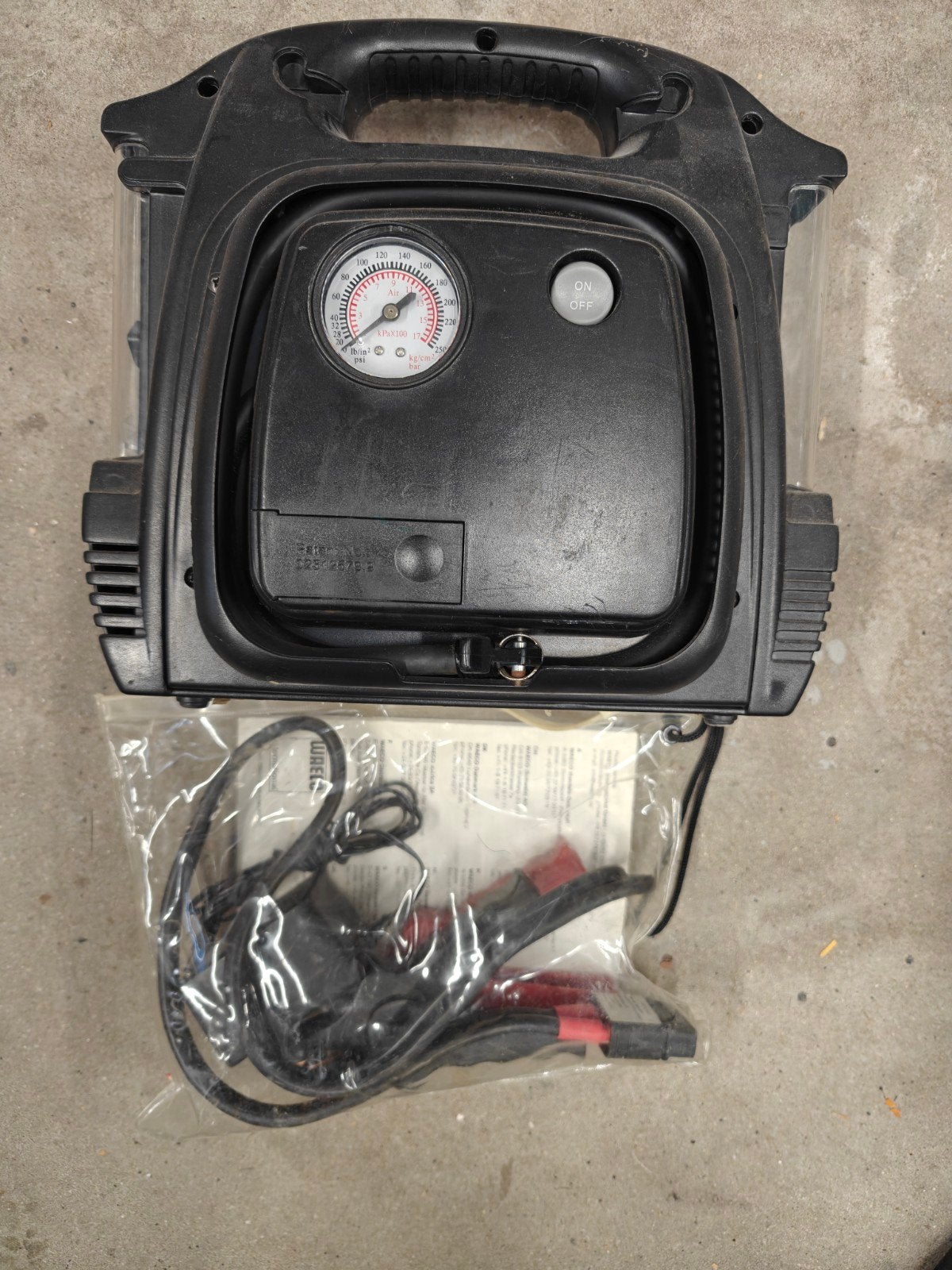 Mobitronic Power Combi: Compressor, Jumpstart, 230V Omvormer, Ophalen, Gebruikt