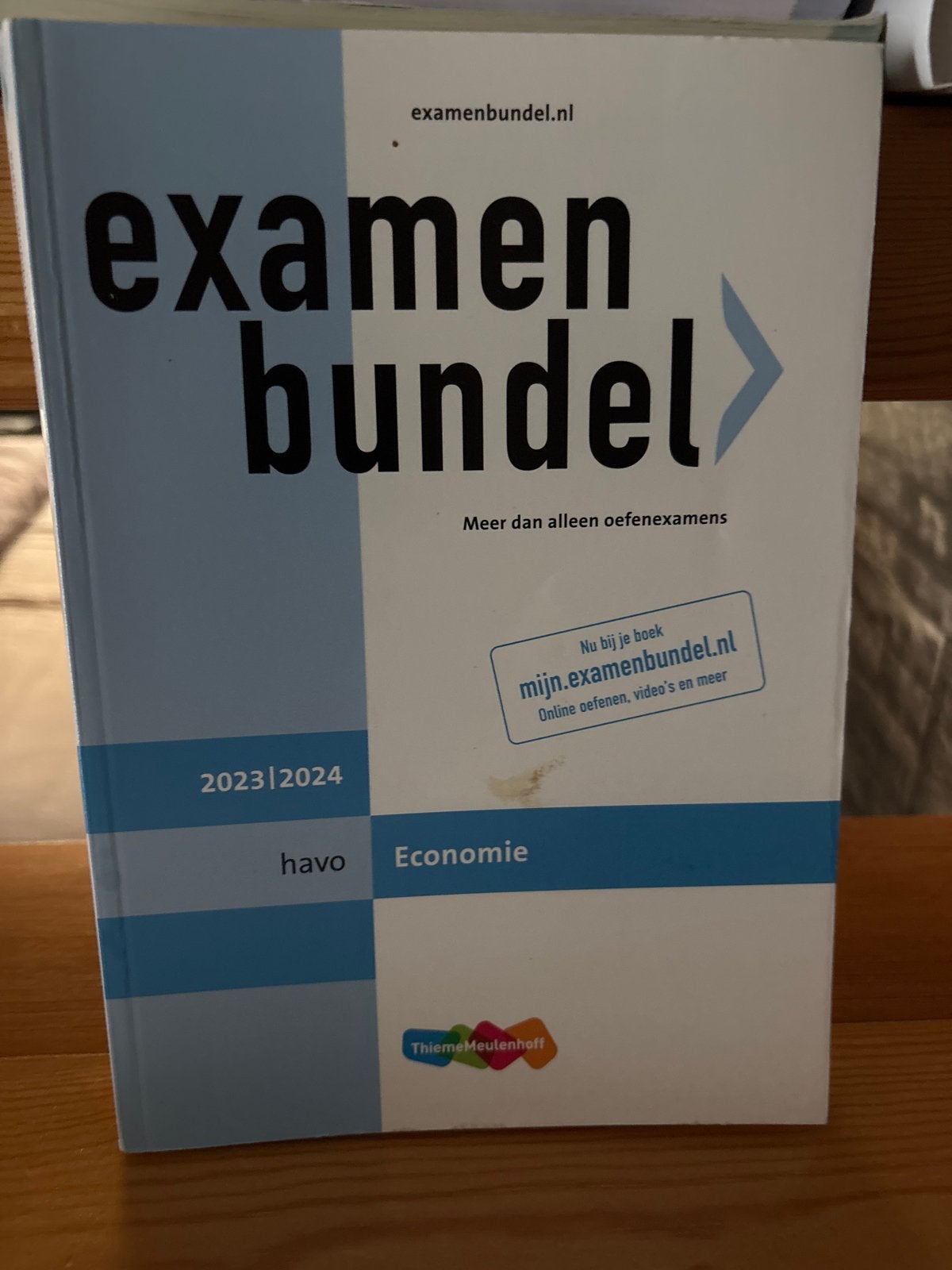 Examenbundel havo Economie 2023/2024, Ophalen of Verzenden, Zo goed als nieuw, HAVO, Economie