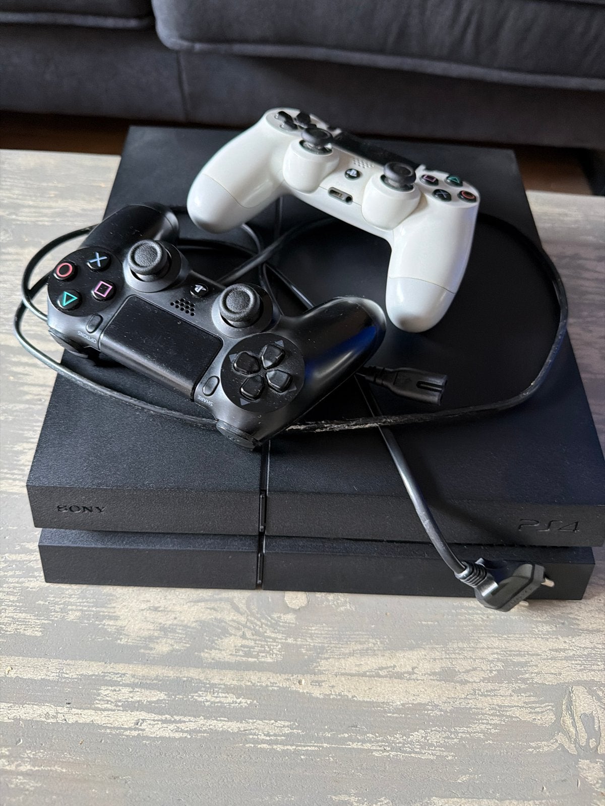 PlayStation 4 met 2 controllers en 25+ games, Spelcomputers en Games, Spelcomputers | Sony PlayStation 4, Met 2 controllers, Ophalen of Verzenden