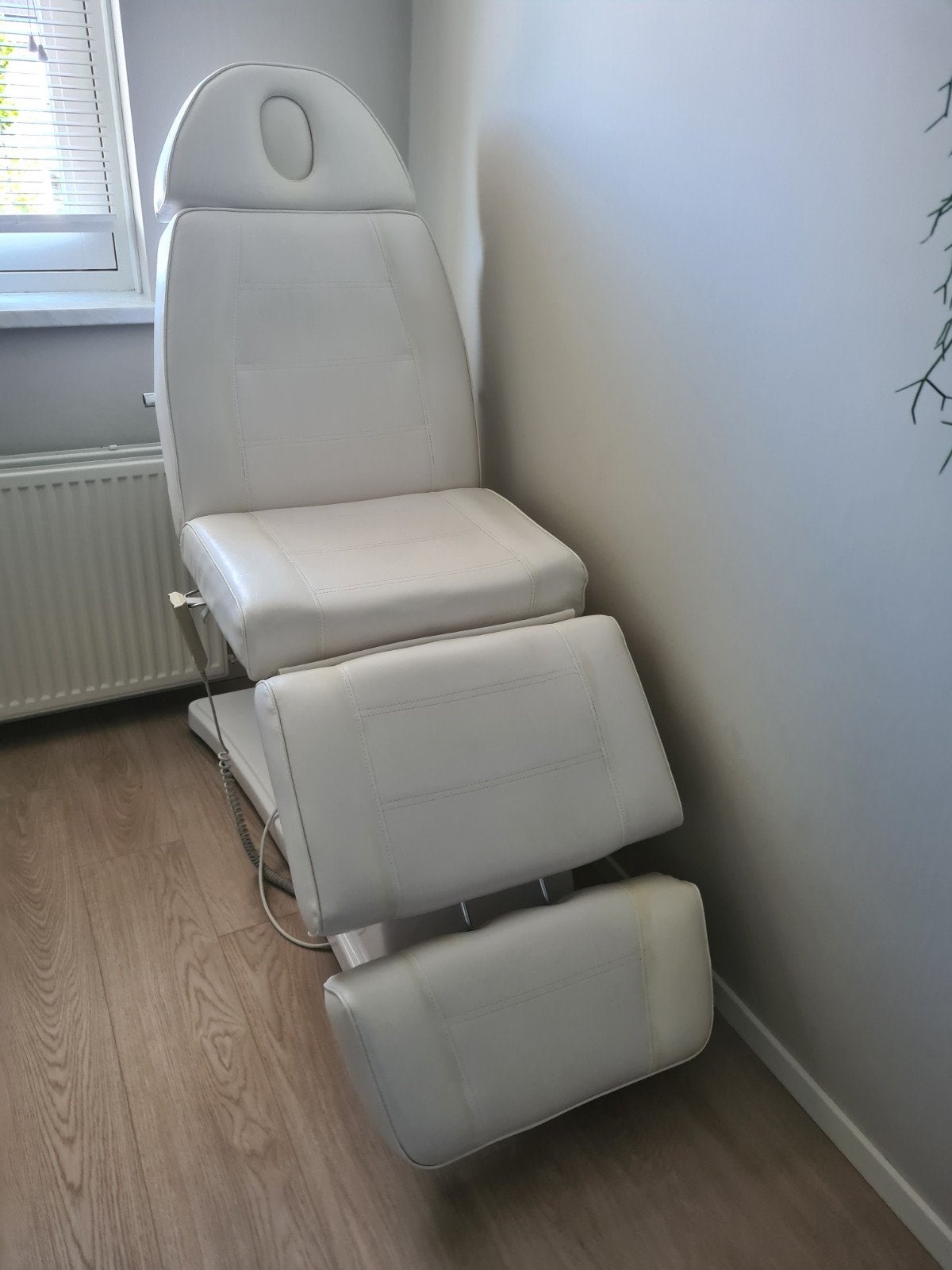 electrische schoonheidsspecialist behandelstoel, Ophalen